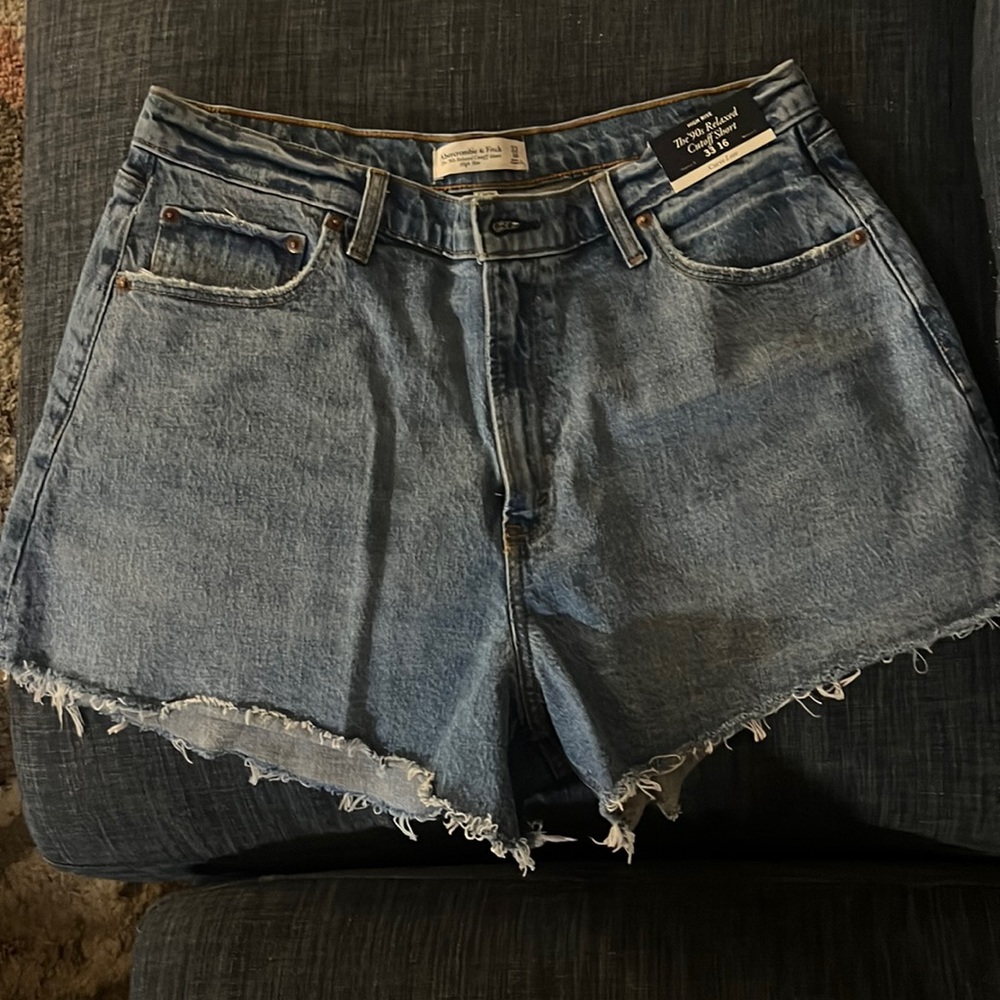 Abercrombie Curve Love Shorts